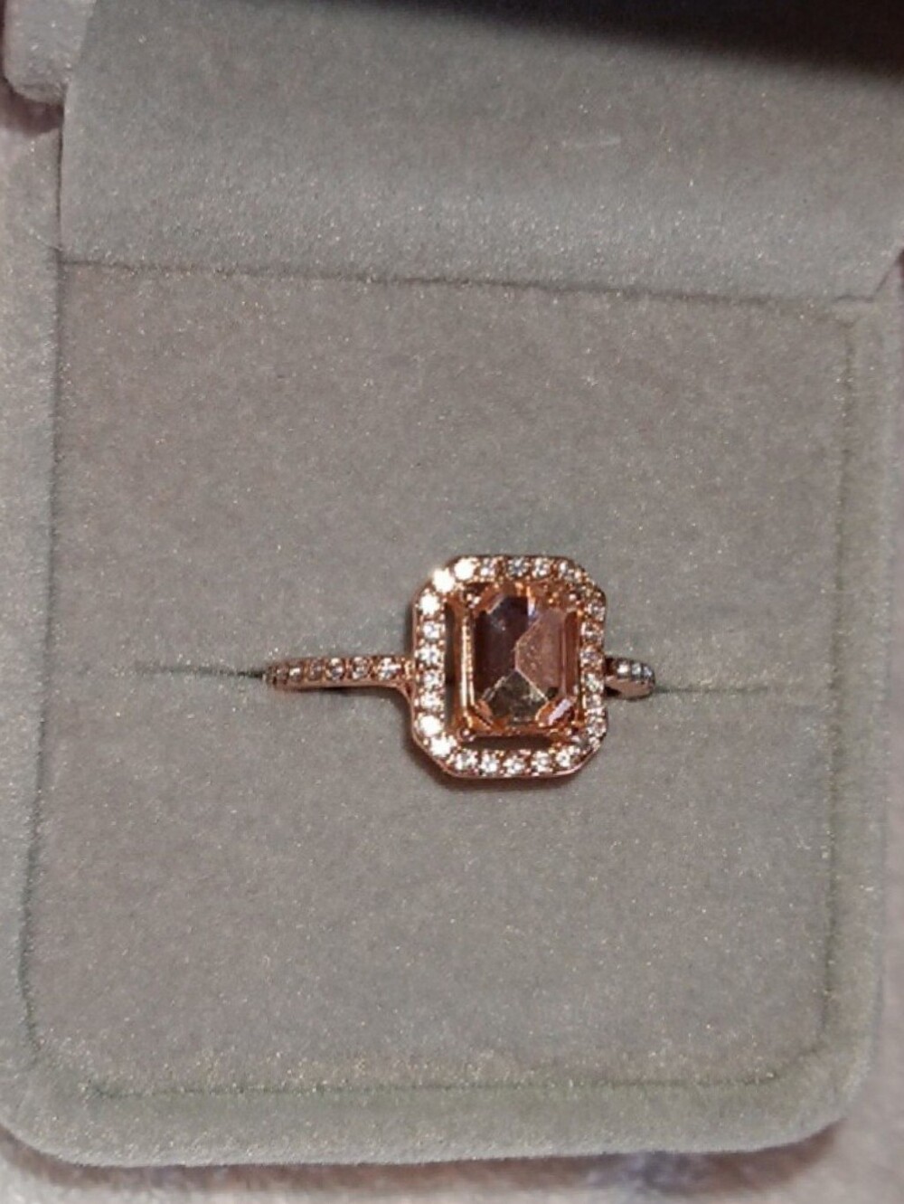 Morganite Fashion Ring Rose Gold - Size 9